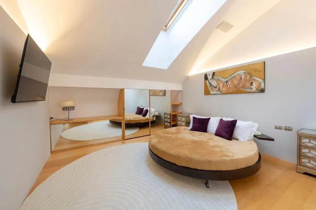 Piscina Interna Privata E Spa A Milano Apartment Milan
